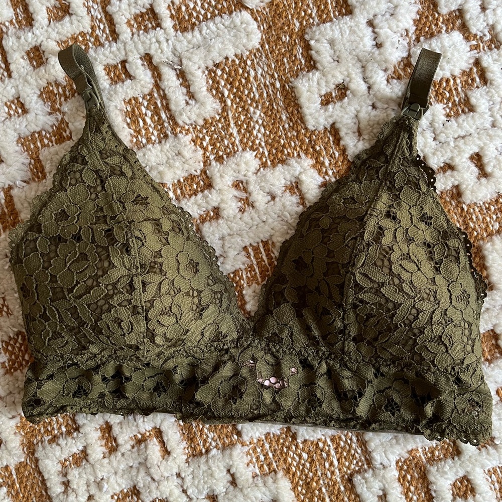 Momanda nursing bra 38D